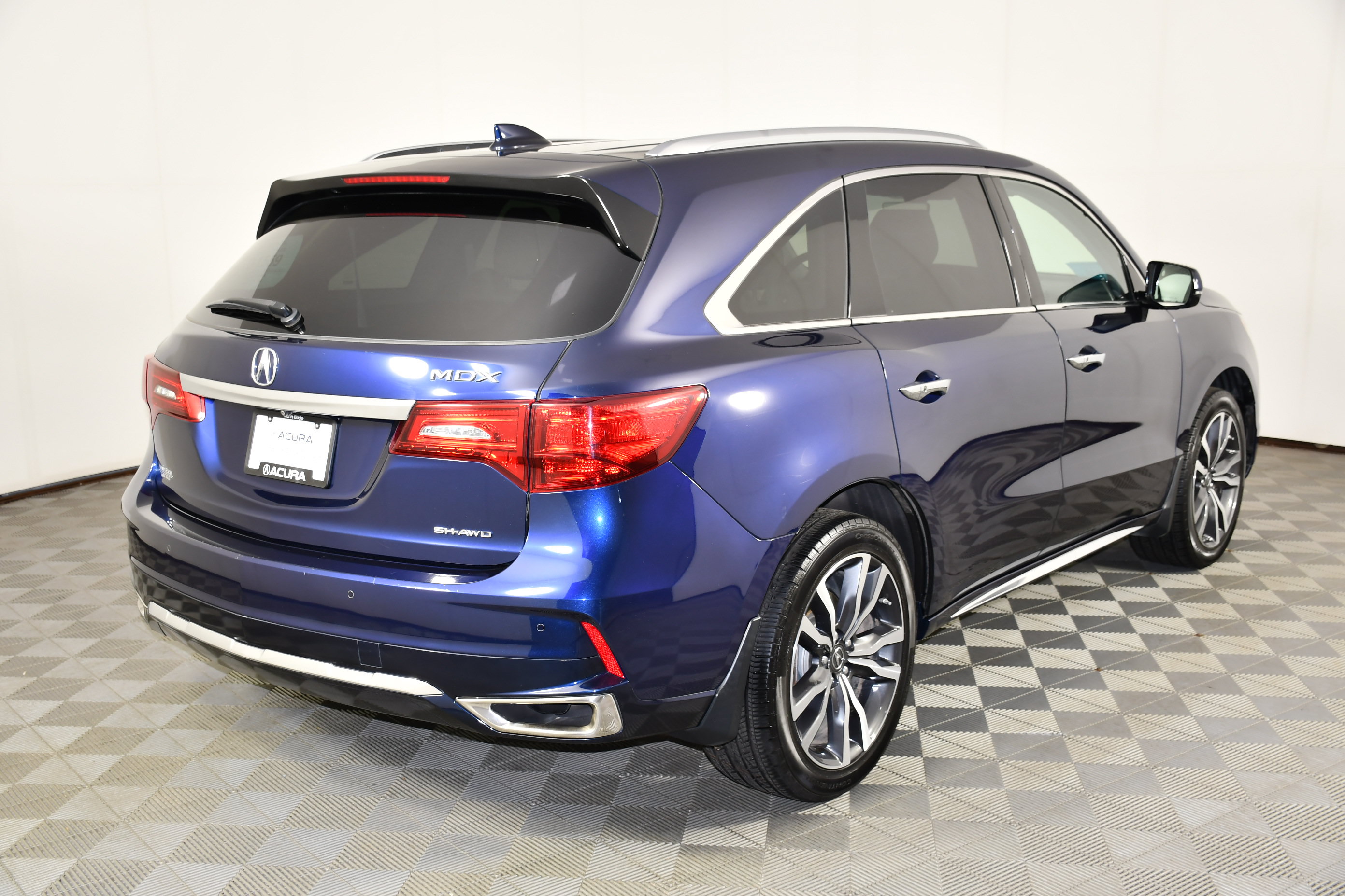 Certified 2020 Acura MDX w/ Advance Package AWD/4WD image 5