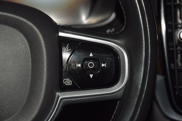 Used 2018 Volvo S90 T5 Momentum w/ Convenience Package image 33