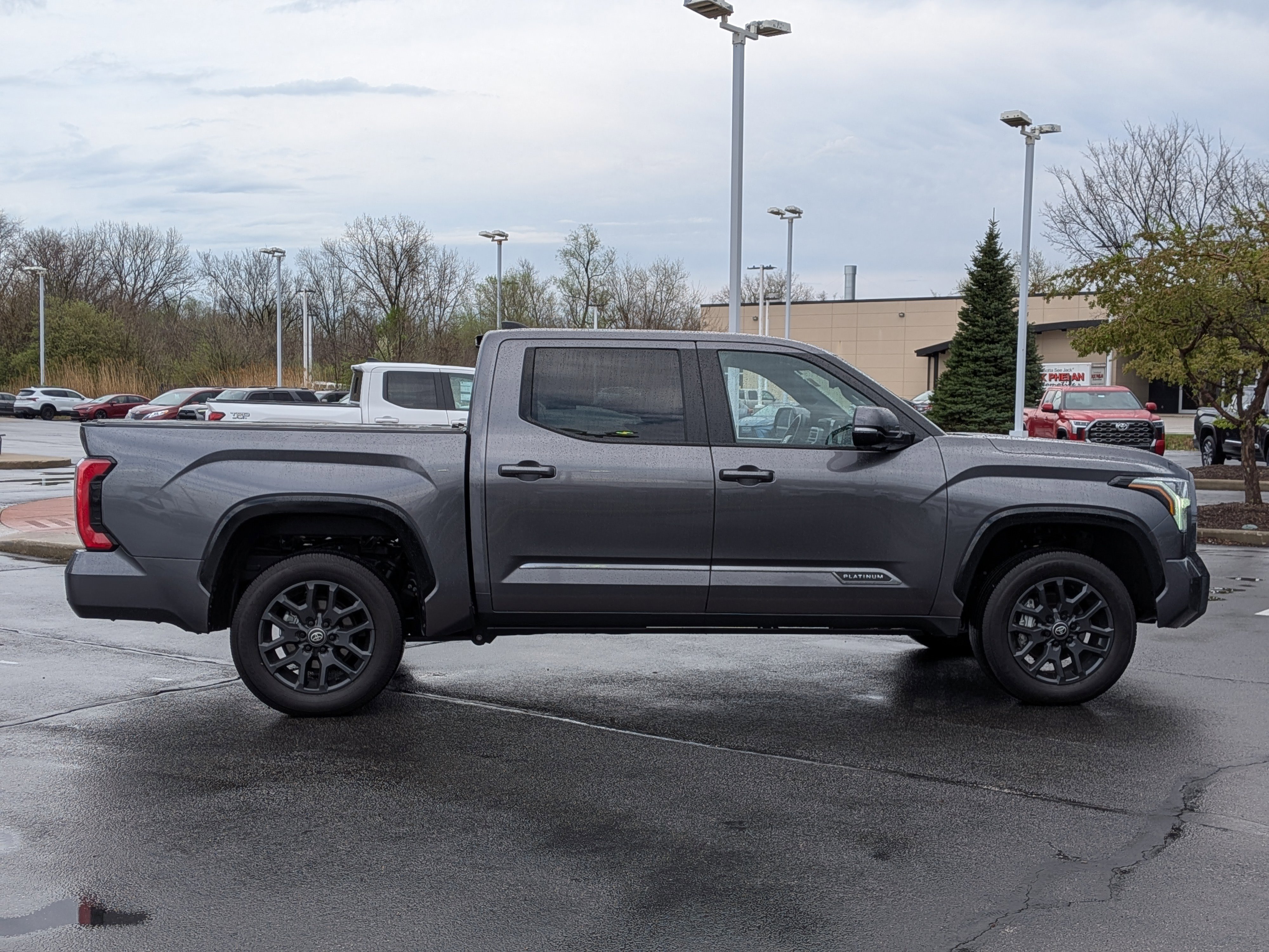 Used 2025 Toyota Tundra Platinum AWD/4WD image 9