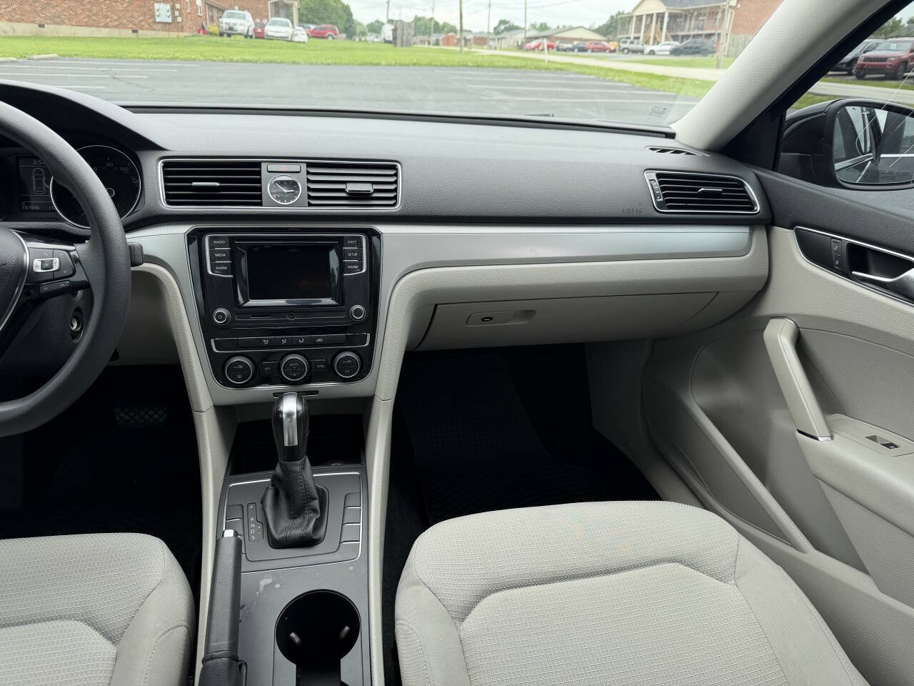 Used 2017 Volkswagen Passat 1.8T S FWD image 23
