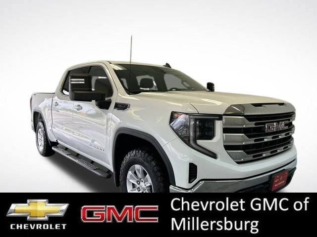 Used 2022 GMC Sierra 1500 SLE AWD/4WD image 1