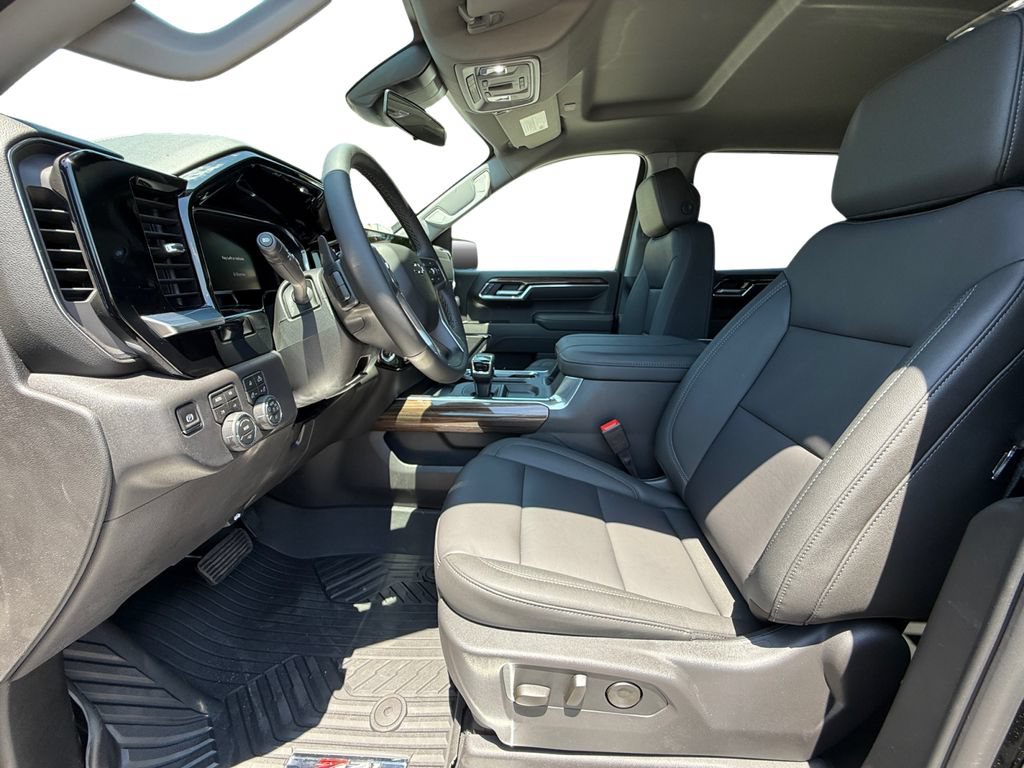 New 2026 Chevrolet Silverado 1500 LT Trail Boss w/ LT Trail Boss Premium Package AWD/4WD image 9