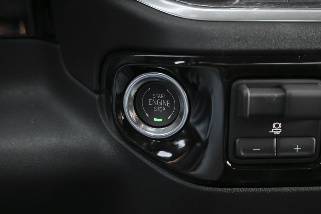 New 2026 Chevrolet Silverado 3500 LTZ w/ LTZ Premium Package image 31