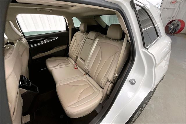 Used 2022 Lincoln Nautilus Reserve w/ Equipment Group 201A AWD/4WD image 20