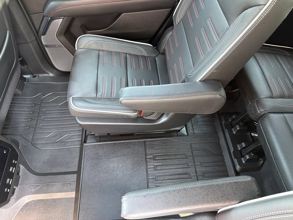 Used 2026 GMC Yukon AT4 Ultimate AWD/4WD image 58