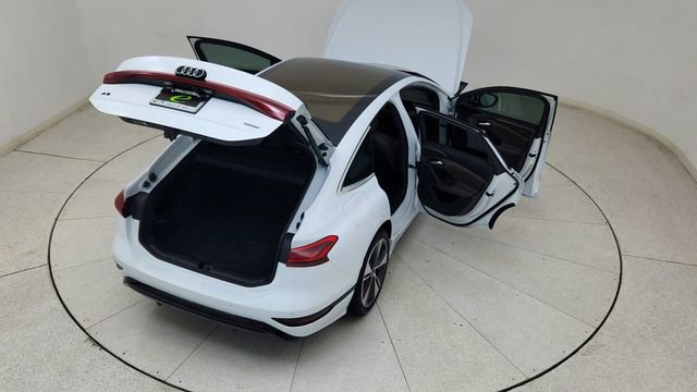 Used 2025 Audi A6 e-tron Premium w/ Convenience Package image 84