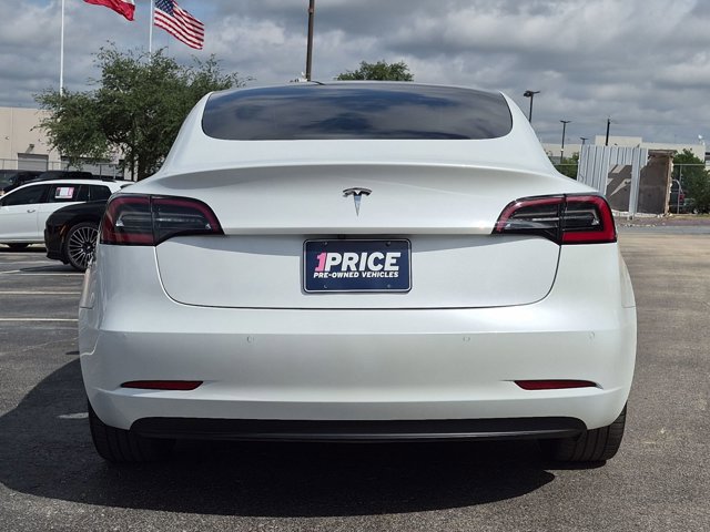 Used 2021 Tesla Model 3 Standard Range Plus RWD image 6
