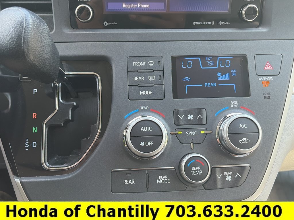 Used 2020 Toyota Sienna LE FWD image 16