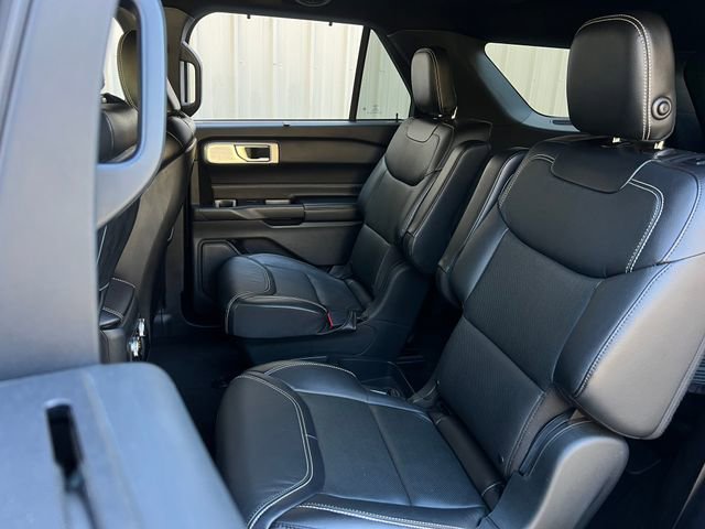 Used 2020 Ford Explorer ST w/ ST High-Performance Pack image 23