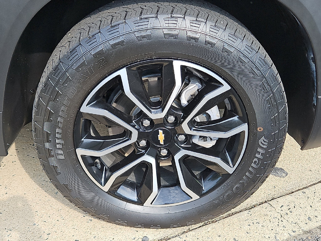 Used 2023 Chevrolet TrailBlazer ACTIV w/ Convenience Package AWD/4WD image 11