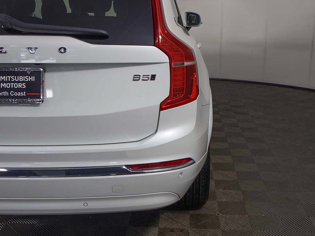 Used 2025 Volvo XC90 B5 Plus AWD/4WD image 20