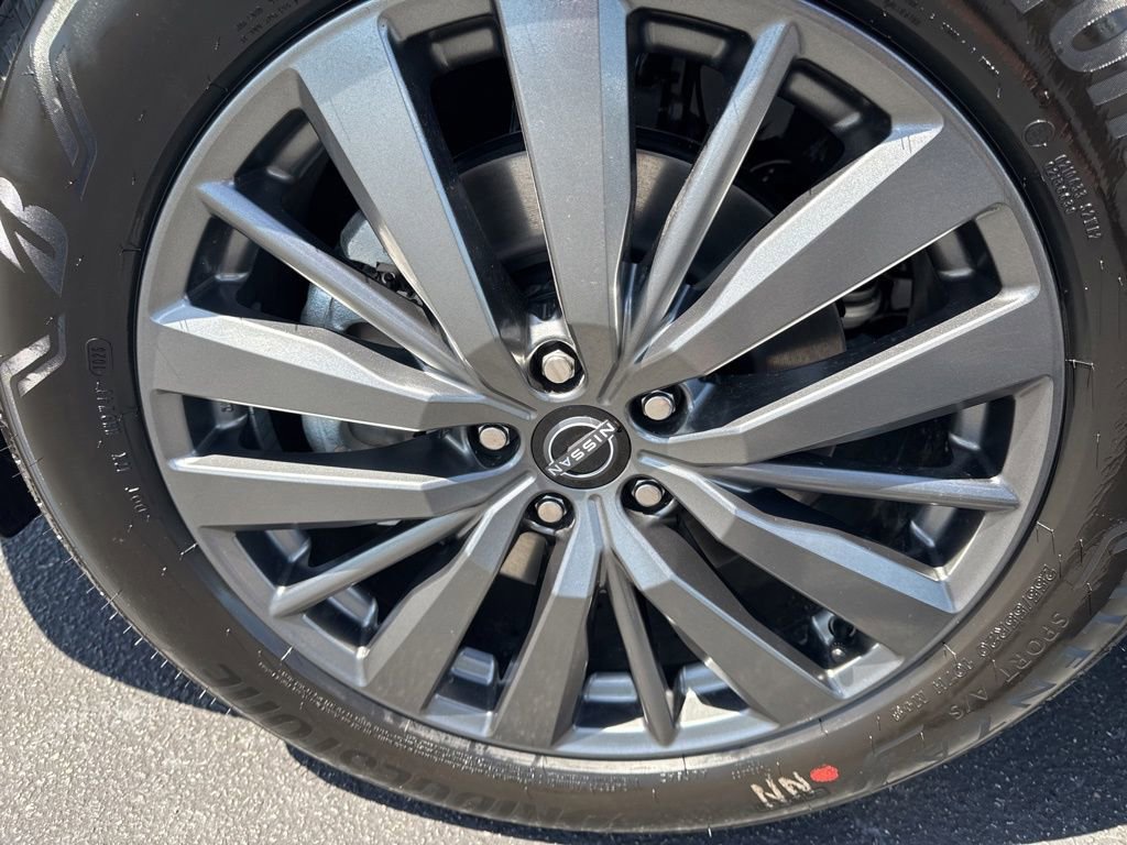 New 2026 Nissan Murano SL image 9