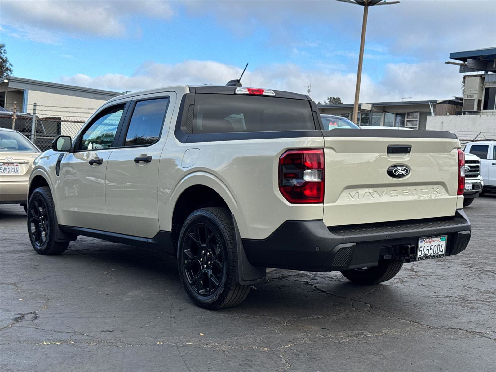 Used 2025 Ford Maverick XLT w/ XLT Luxury Package image 11