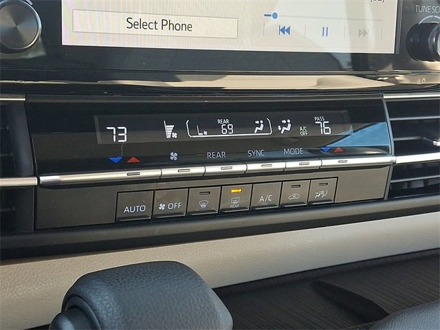 Used 2021 Toyota Sienna LE image 16