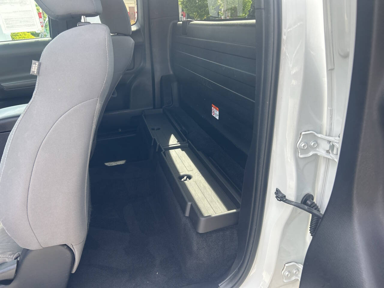Used 2020 Toyota Tacoma SR RWD image 14