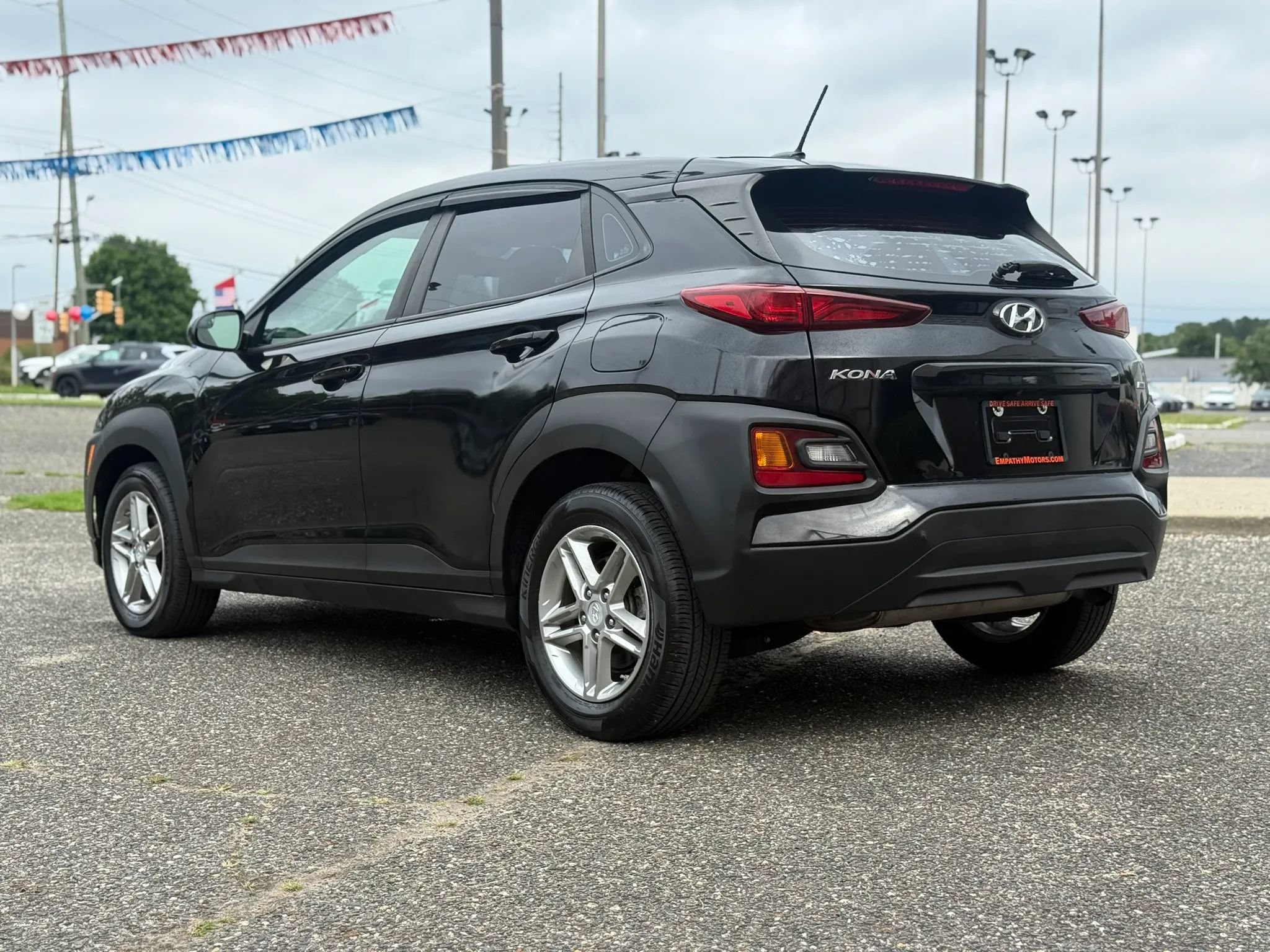 Used 2018 Hyundai Kona SE AWD/4WD image 3