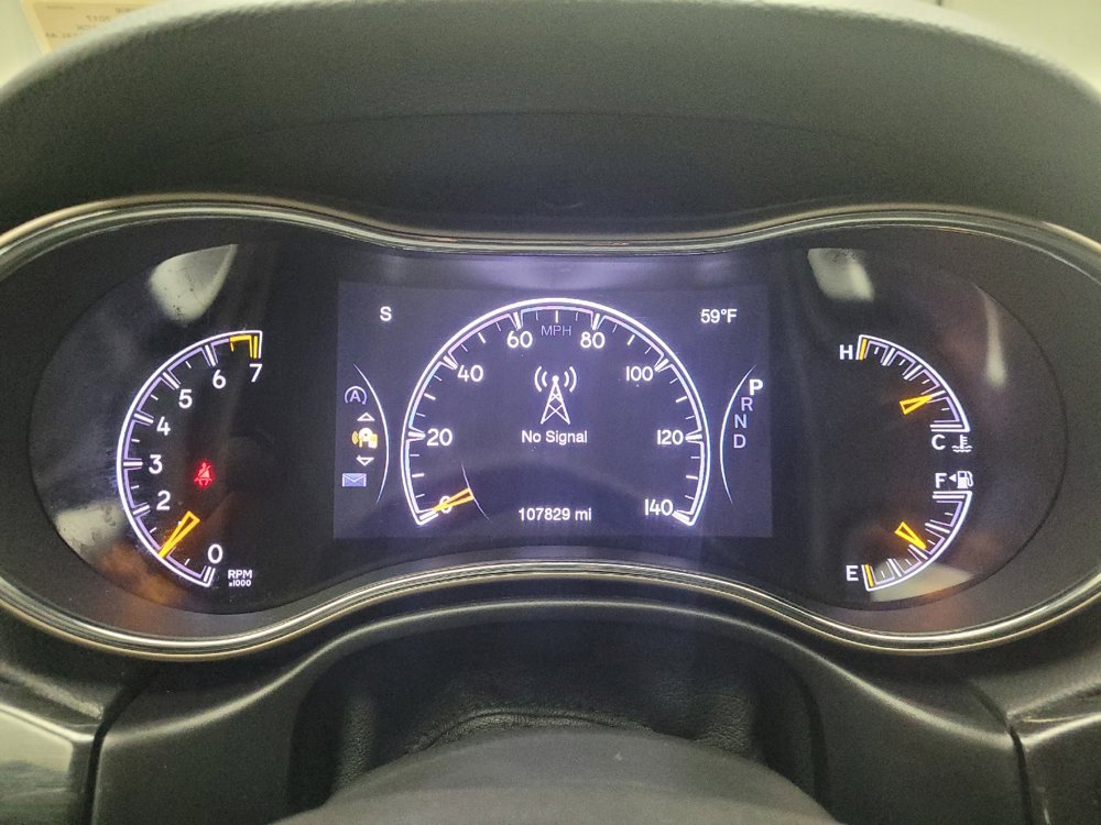 Used 2017 Jeep Grand Cherokee Laredo AWD/4WD image 23