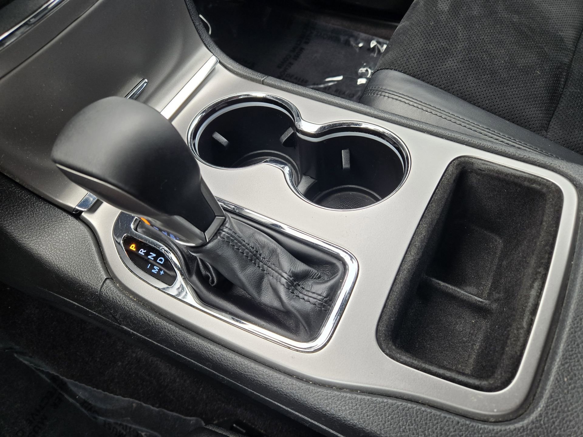 Used 2018 Jeep Grand Cherokee Altitude image 18