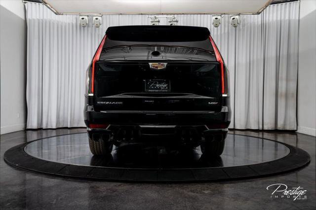Used 2023 Cadillac Escalade V AWD/4WD image 12