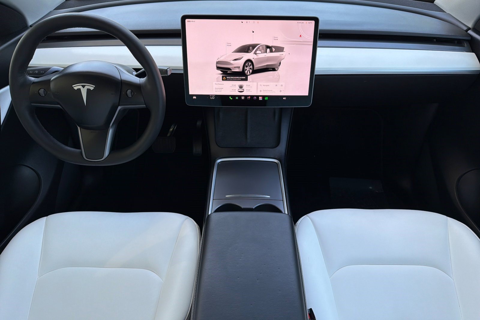 Used 2022 Tesla Model Y Long Range AWD/4WD image 17