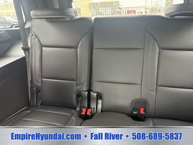 Used 2023 Chevrolet Tahoe Premier w/ Premium Package 2 AWD/4WD image 17