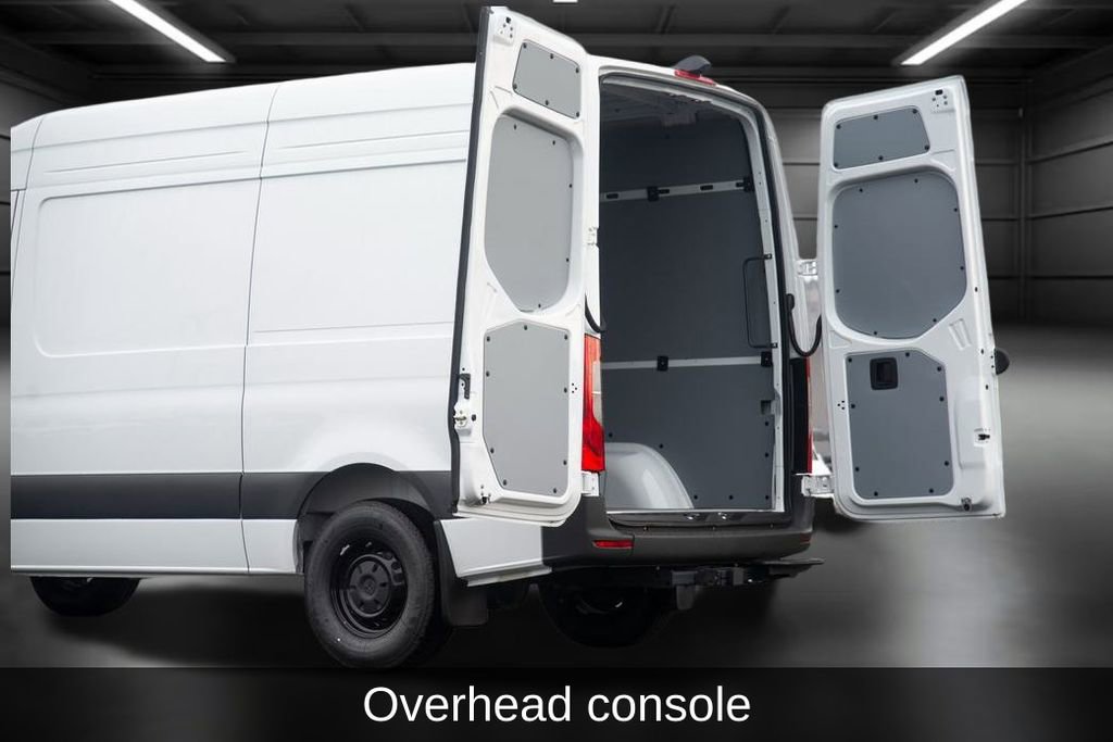 Used 2025 Mercedes-Benz Sprinter 2500 image 21