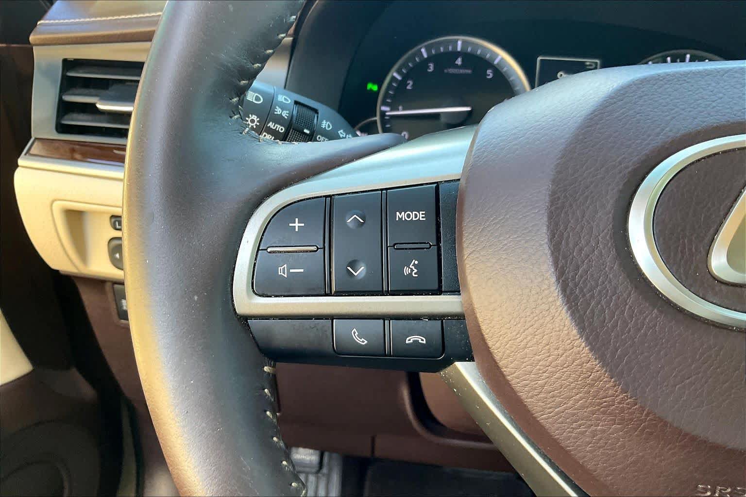 Used 2016 Lexus ES 350 FWD image 24