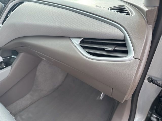 Used 2024 Chevrolet Malibu LT image 50