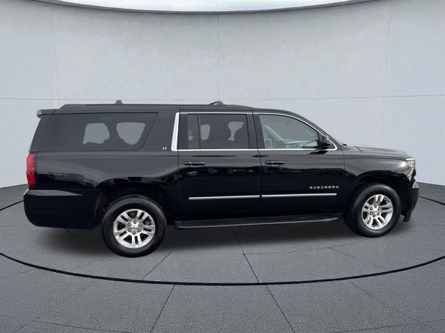 Used 2018 Chevrolet Suburban LT w/ Luxury Package image 3