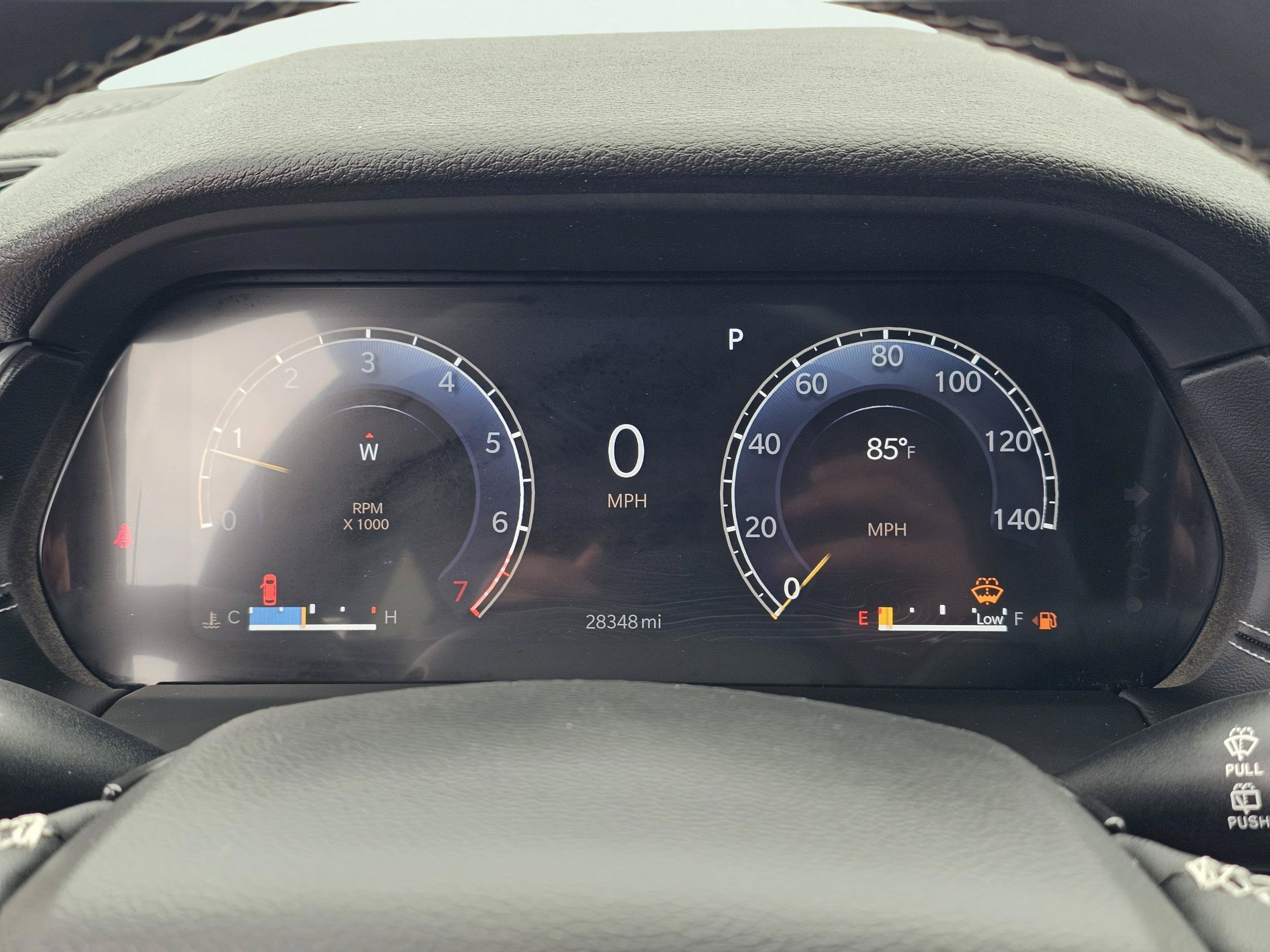 Used 2024 Jeep Grand Cherokee Laredo RWD image 23