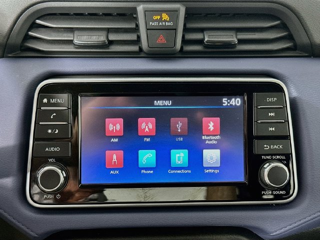 Used 2024 Nissan Versa SV FWD image 11