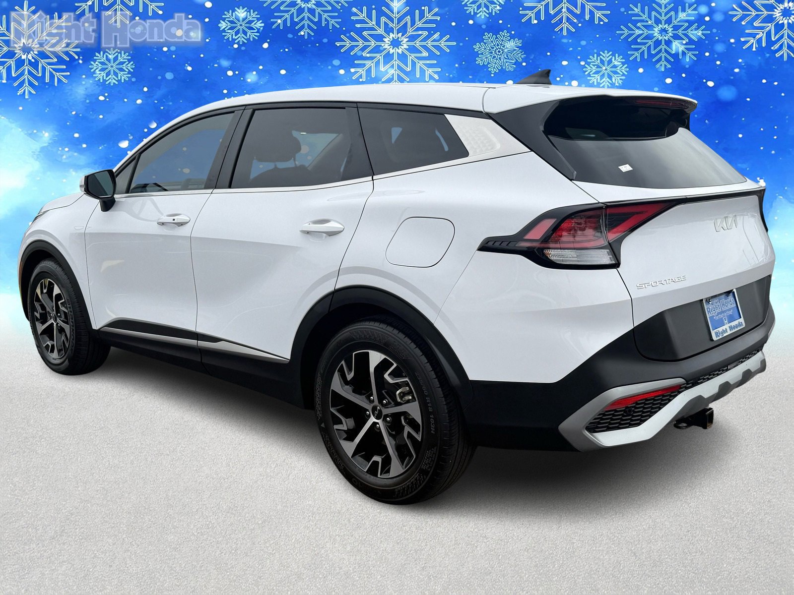 Used 2023 Kia Sportage EX image 4