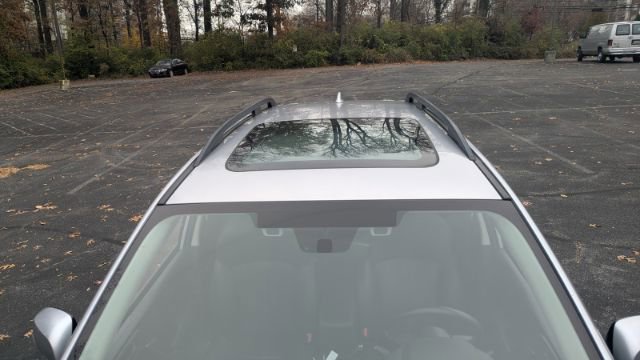 Used 2017 Subaru Forester 2.5i Touring image 15