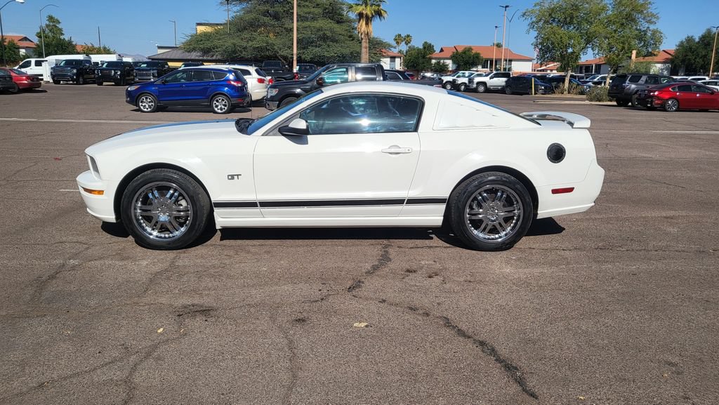 Used 2008 Ford Mustang GT Premium RWD image 5