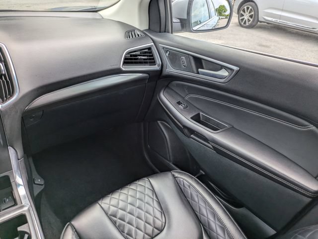 Used 2024 Ford Edge Titanium AWD/4WD image 22