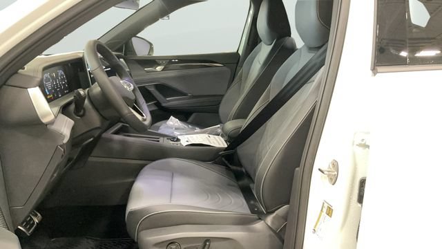 New 2026 Volkswagen Tiguan SE R-Line AWD/4WD image 12
