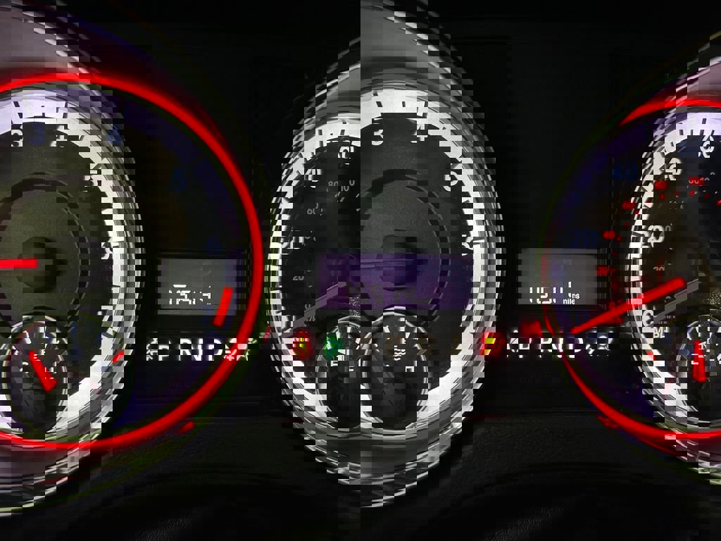 Used 2018 Dodge Grand Caravan SE w/ UConnect Hands-Free Group image 10