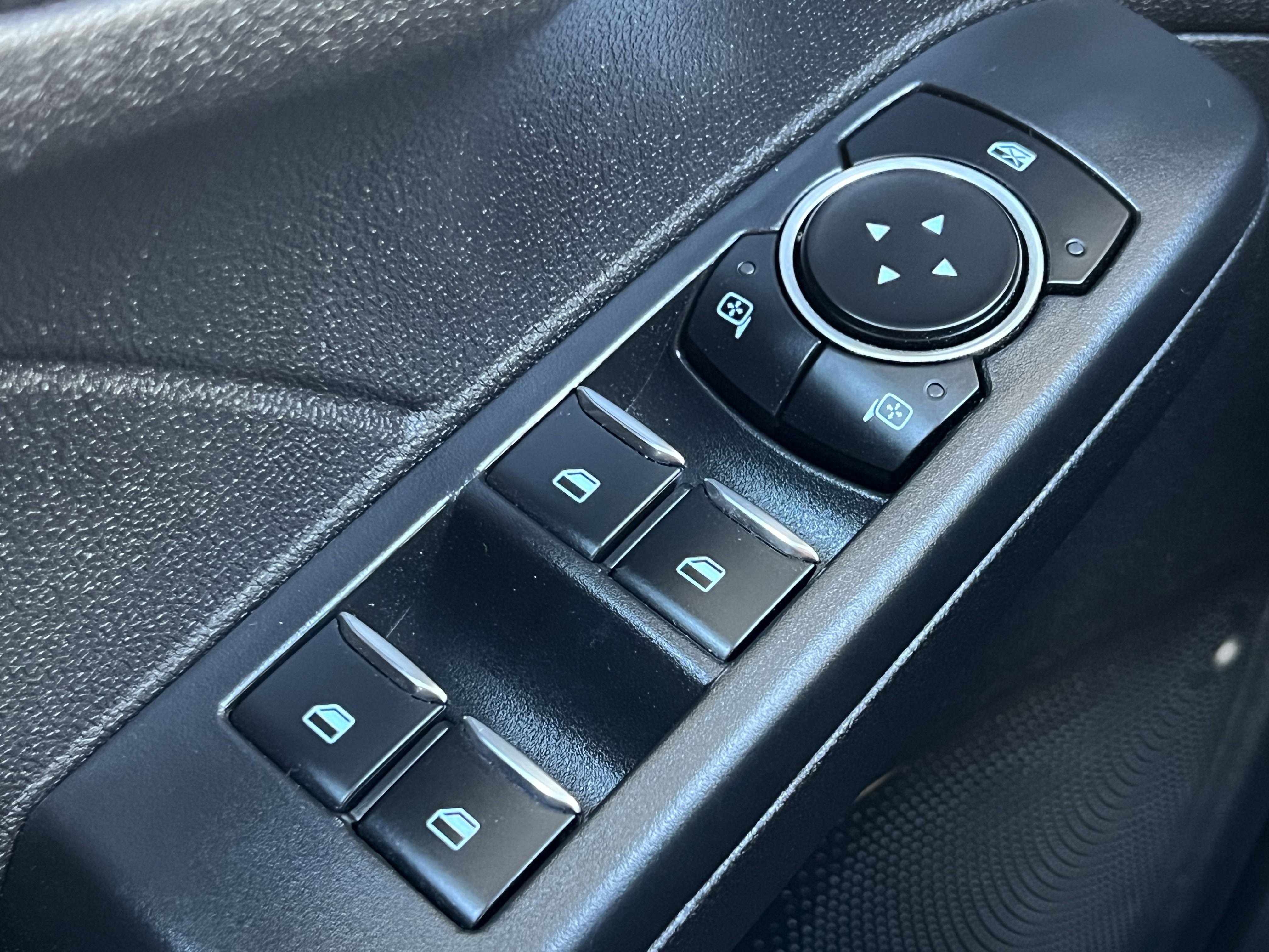 Used 2023 Ford Escape ST-Line image 33