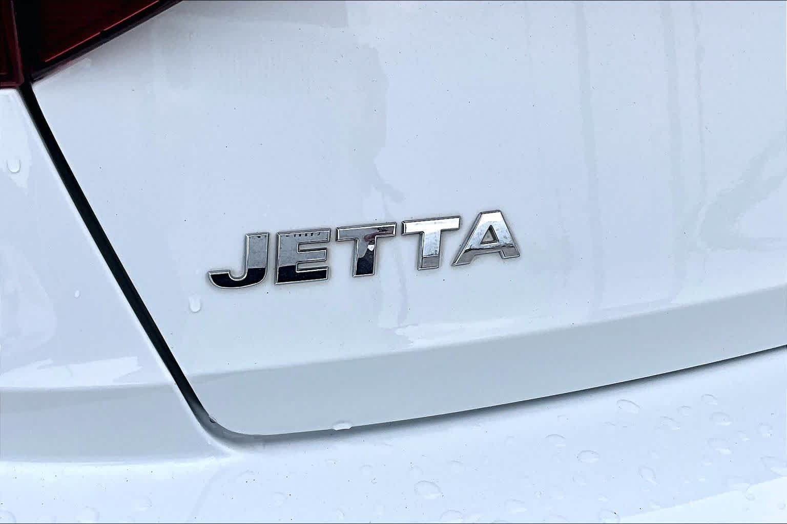 Used 2019 Volkswagen Jetta S w/ Driver Assistance Package FWD image 27