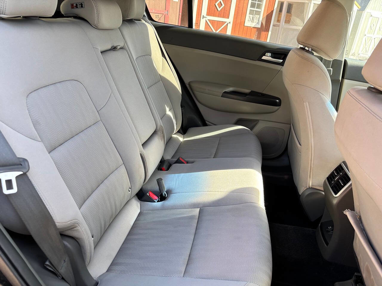 Used 2017 Kia Sportage LX image 19