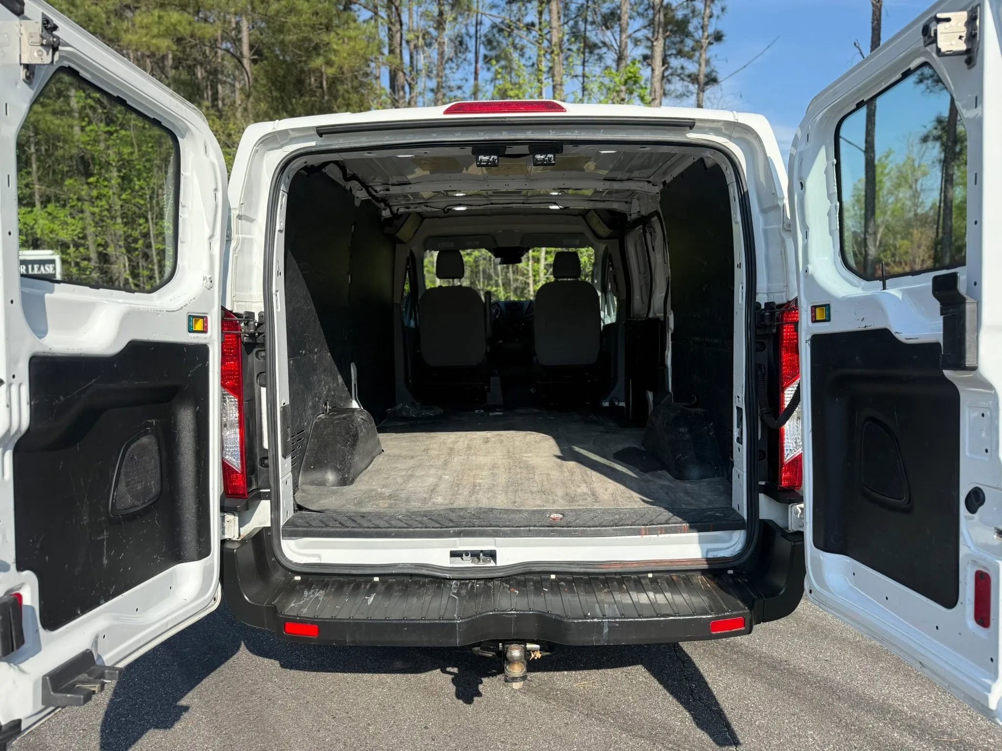 Used 2019 Ford Transit 150 130 Low Roof image 24