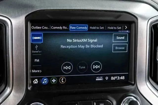 Used 2022 GMC Sierra 2500 SLE w/ SLE Convenience Package image 32