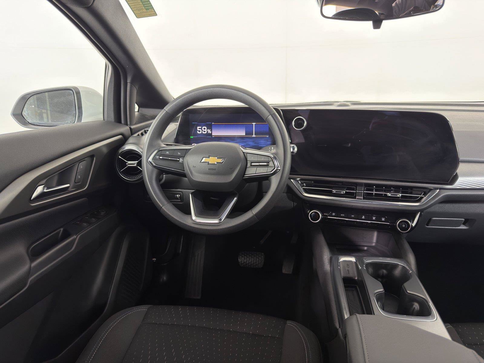 Certified 2025 Chevrolet Equinox EV LT FWD image 20