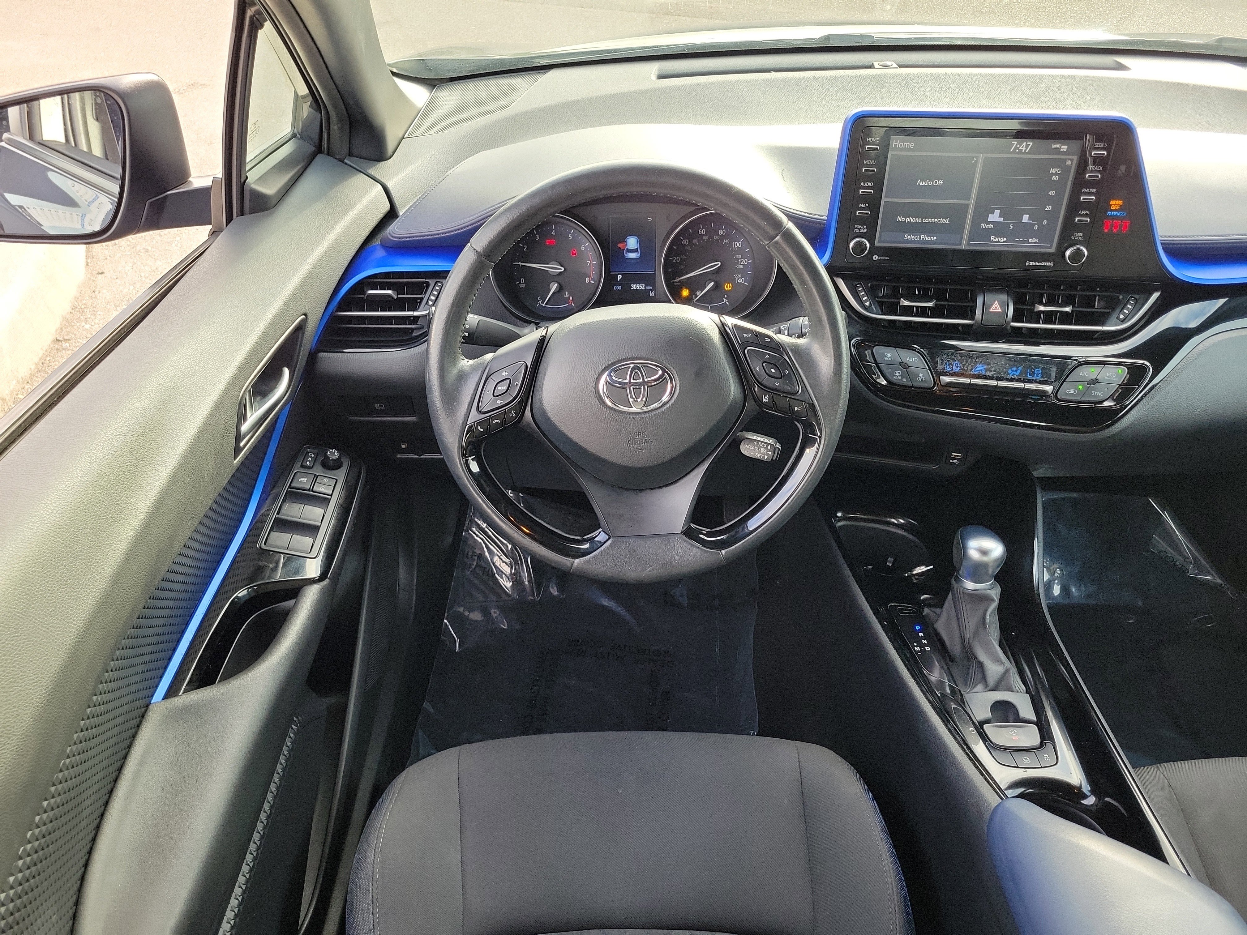 Used 2021 Toyota C-HR XLE FWD image 16