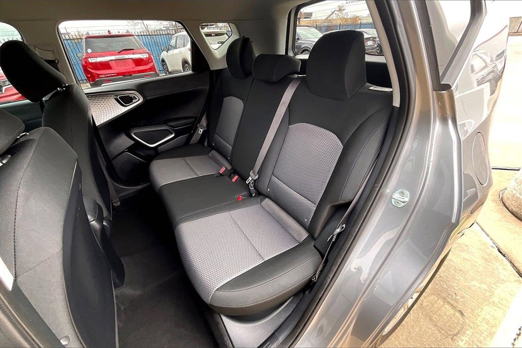 Certified 2022 Kia Soul LX w/ Technology Package image 25