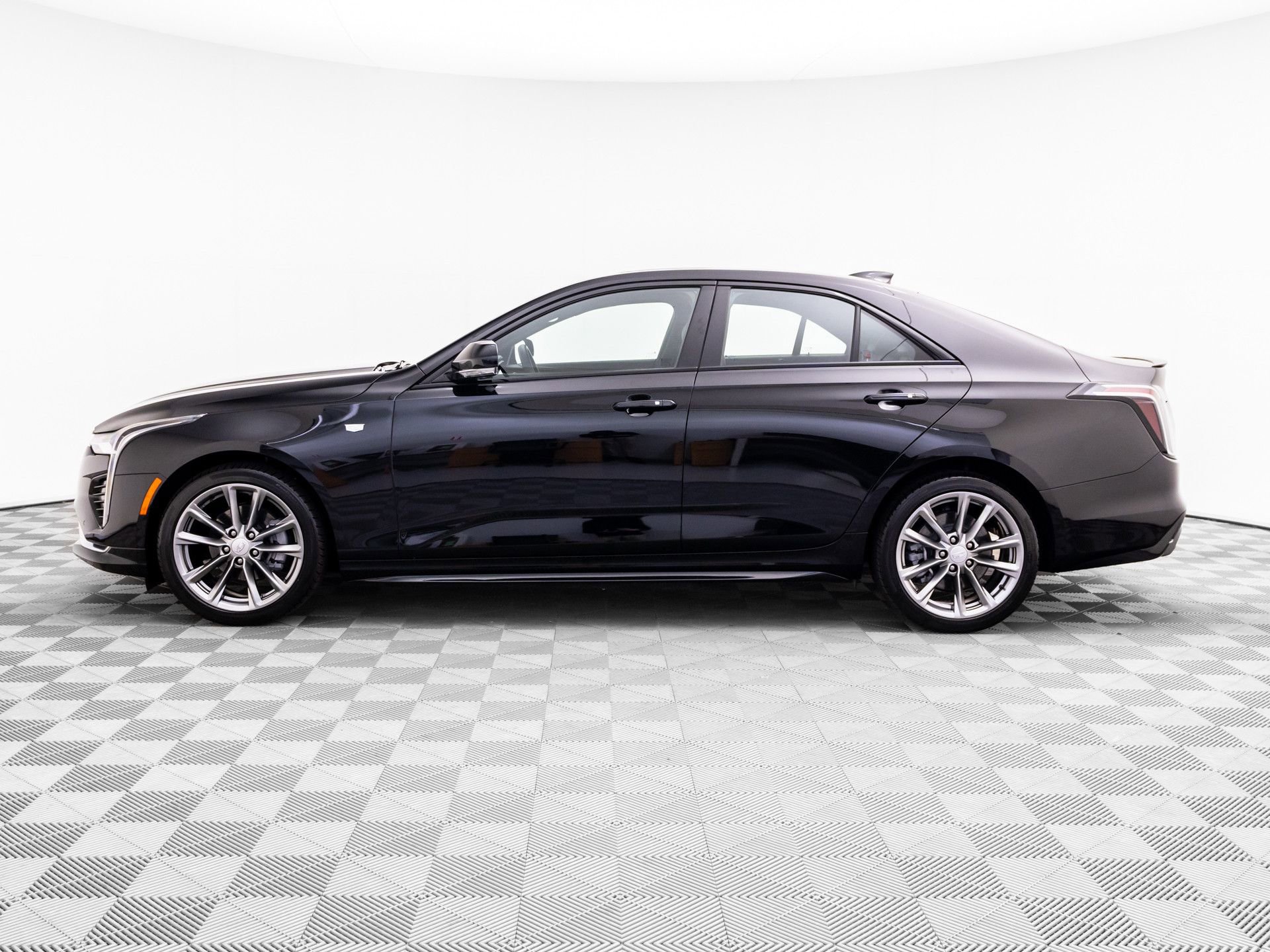 Certified 2026 Cadillac CT4 Sport AWD/4WD image 2