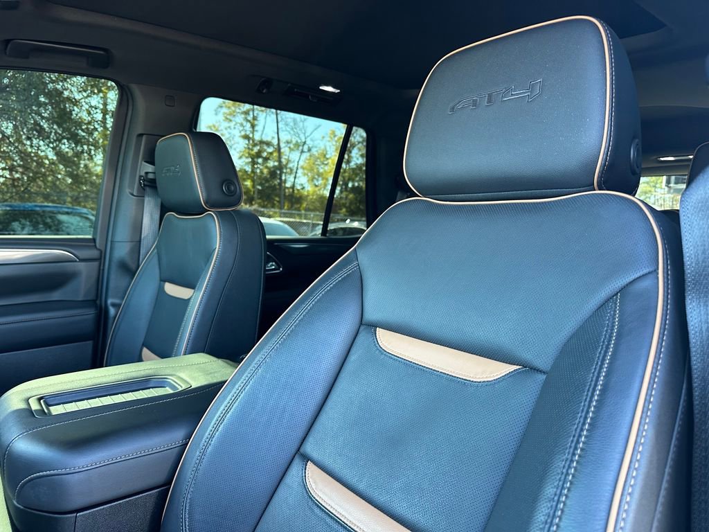 Used 2024 GMC Yukon AT4 w/ AT4 Premium Package image 24