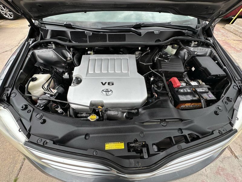 Used 2011 Toyota Venza w/ Comfort Pkg FWD image 19