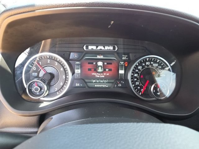 Used 2024 RAM 2500 Big Horn w/ Safety Group AWD/4WD image 18