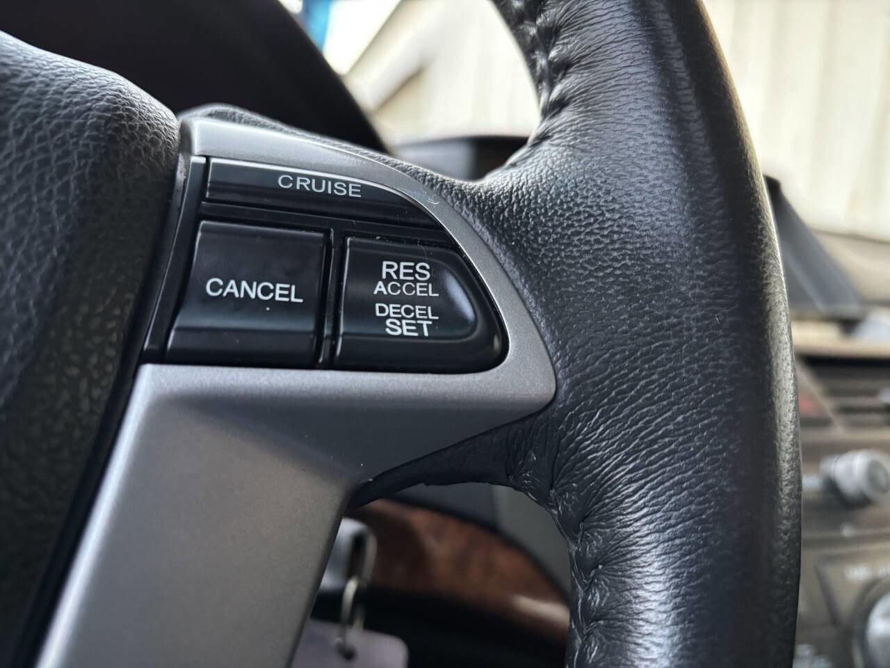 Used 2012 Honda Accord EX-L image 18